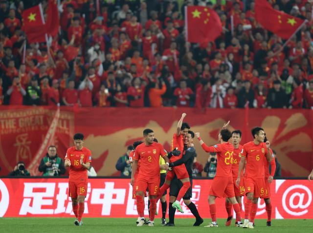 欧洲杯直播-马德兴：红牌转折 伊万赢得重新认识中国足球良机