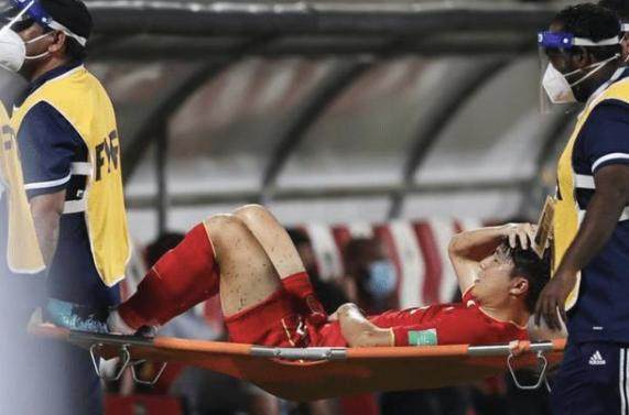 排球直播-明天受伤足协领导亲自过问 回国后安排最好的治疗