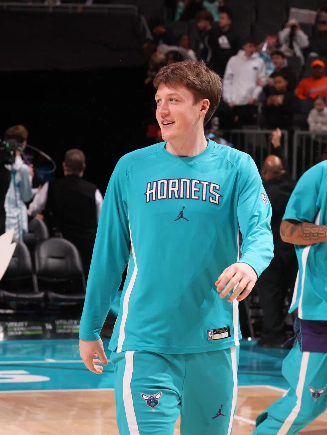 柠檬直播-再拉胯!直接撞新秀墙啊,两场顶七场,弗拉格,机会真的来了