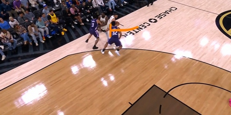 英超直播-还一个!追梦给库里挡拆被吹掩护犯规 科尔挑战也以失败告终